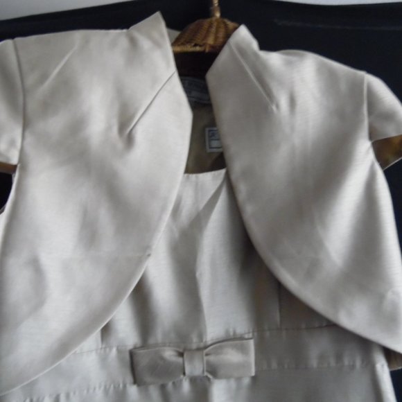 Dress 2pc set with top(237bHc) preowned very good clean no damage - Picture 2 of 16